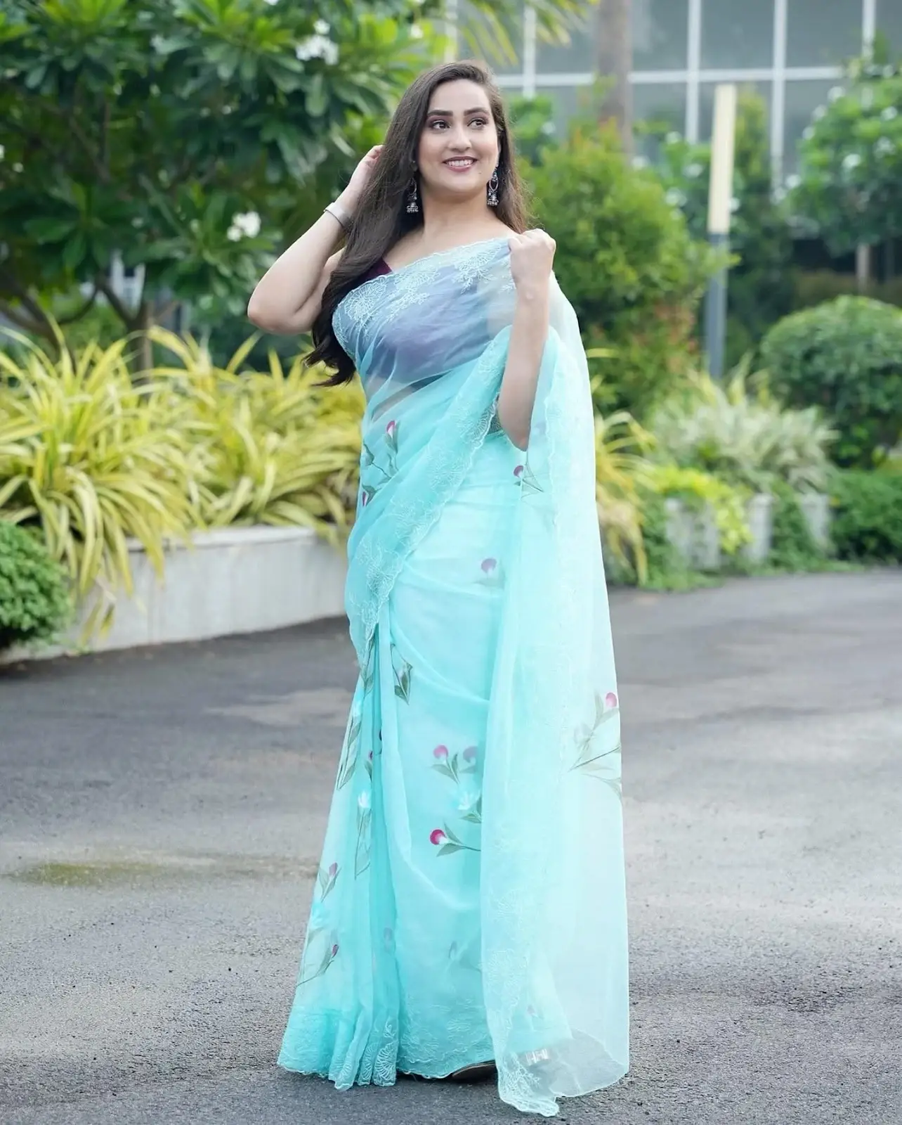 INDIAS MOST BEAUTIFUL GIRL MANJUSHA RAMPALLI IN BLUE SAREE 5